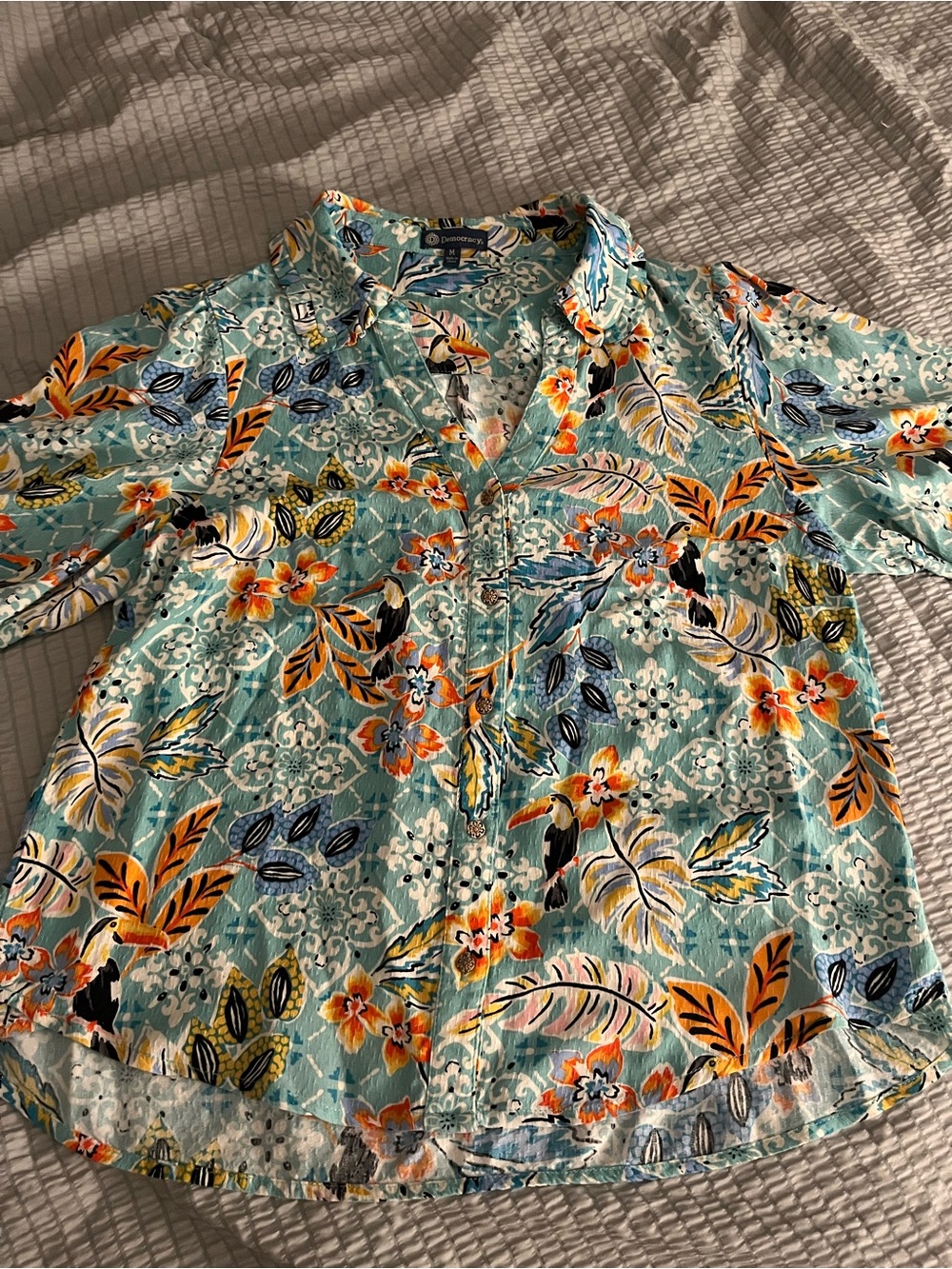 Democracy Tropical Floral Bird Print Button Down Blouse Women’s M Rayon